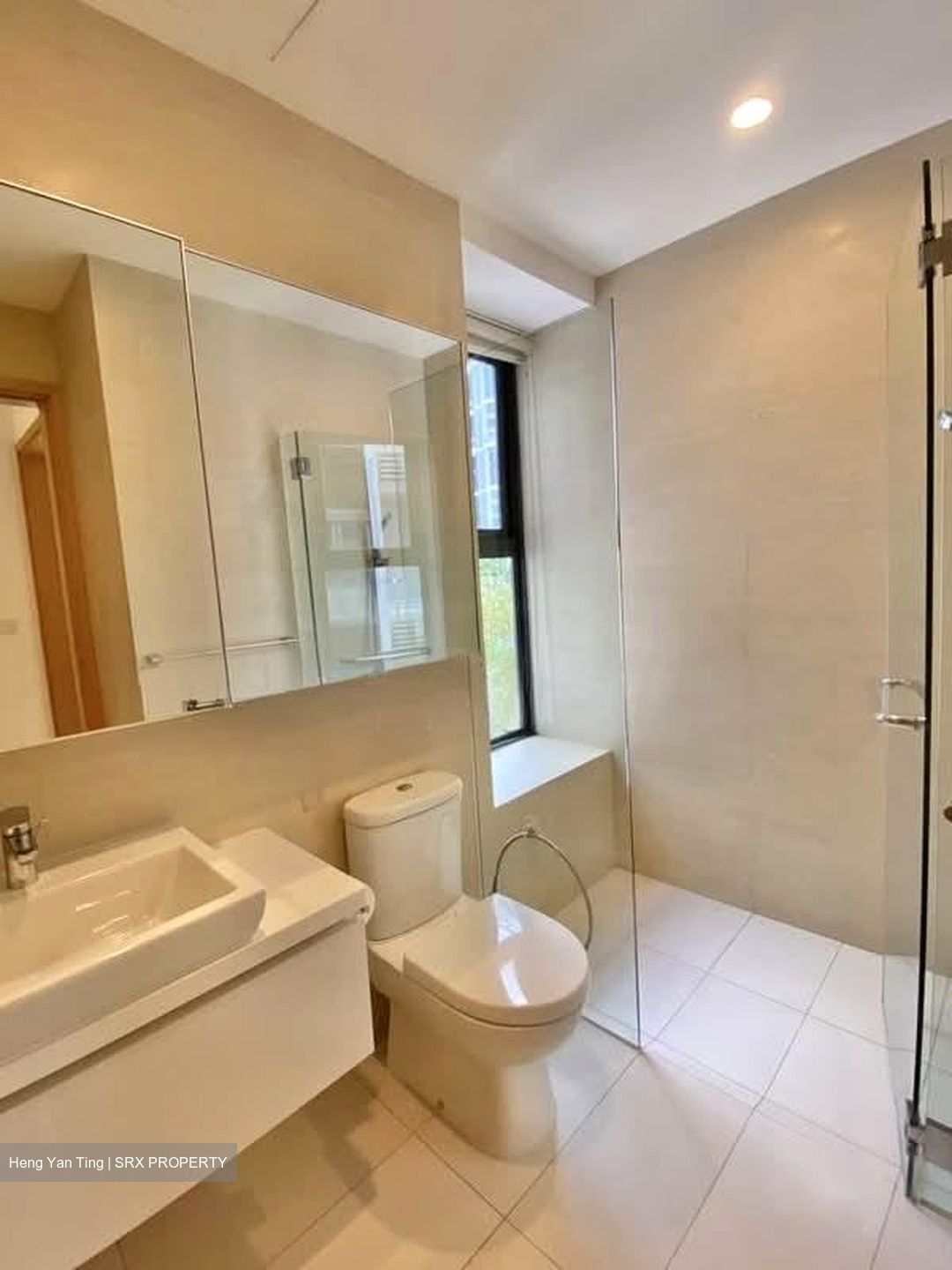 Uber 388 (D16), Condominium #536689891
